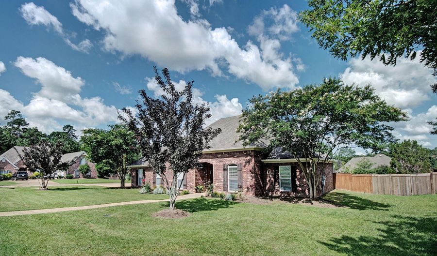 312 Faith Way, Brandon, MS 39042 - 4 Beds, 3 Bath
