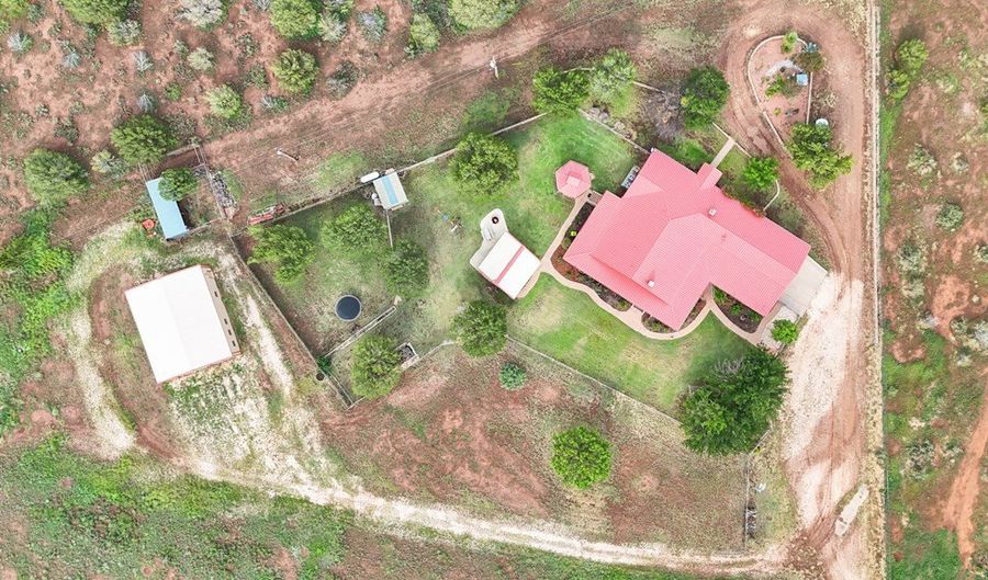 100 Loma Del Norte Dr, Alpine, TX 79830 - 3 Beds, 3 Bath