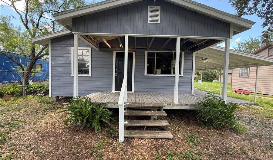 1010 Range St, Alice, TX 78332 - 2 Beds, 1 Bath