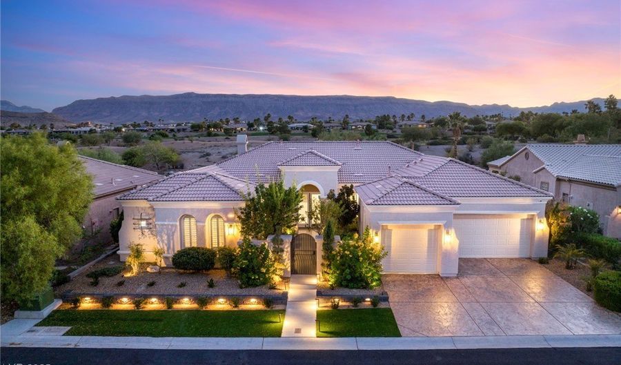 4555 Riva De Romanza St, Las Vegas, NV 89135 - 3 Beds, 4 Bath