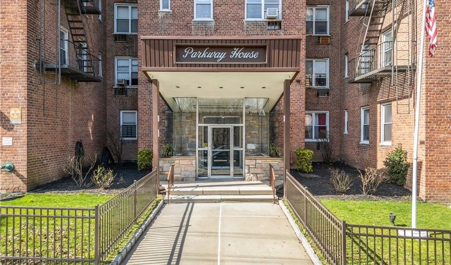 61 Bronx River Rd 6G, Yonkers, NY 10704 - 1 Beds, 1 Bath