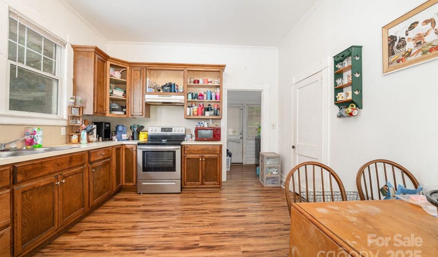 816 Fulton St, Albemarle, NC 28001 - 2 Beds, 1 Bath