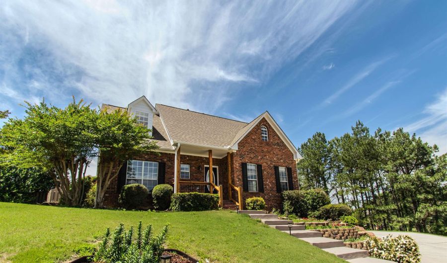 172 TREYMOOR Dr, Alabaster, AL 35007 - 4 Beds, 4 Bath