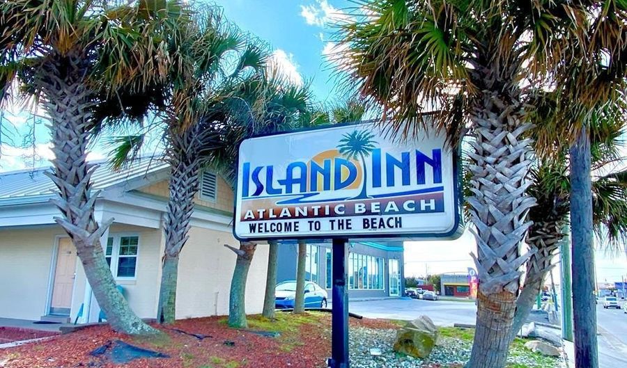 215 W Fort Macon Rd 104, Atlantic Beach, NC 28512 - 1 Beds, 1 Bath