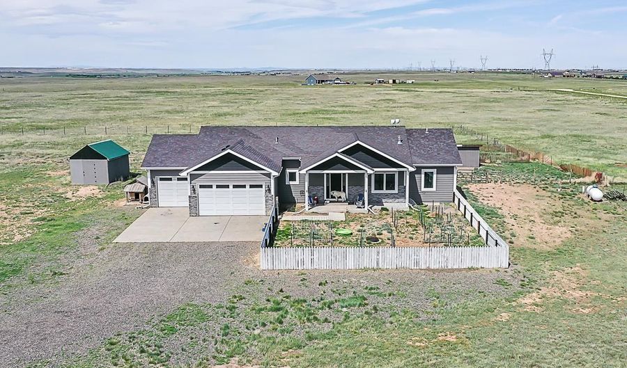 970 KUMMER RANCH Rd, Cheyenne, WY 82009 - 3 Beds, 2 Bath