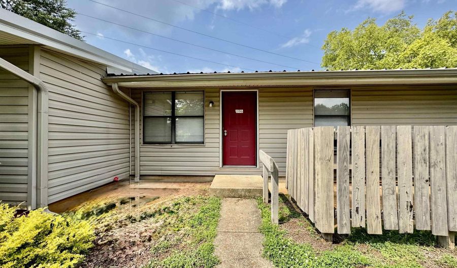 1700 GREENBRIER DEAR Rd 202,304,305,405,407,502,507, Anniston, AL 36207 - 1 Beds, 1 Bath