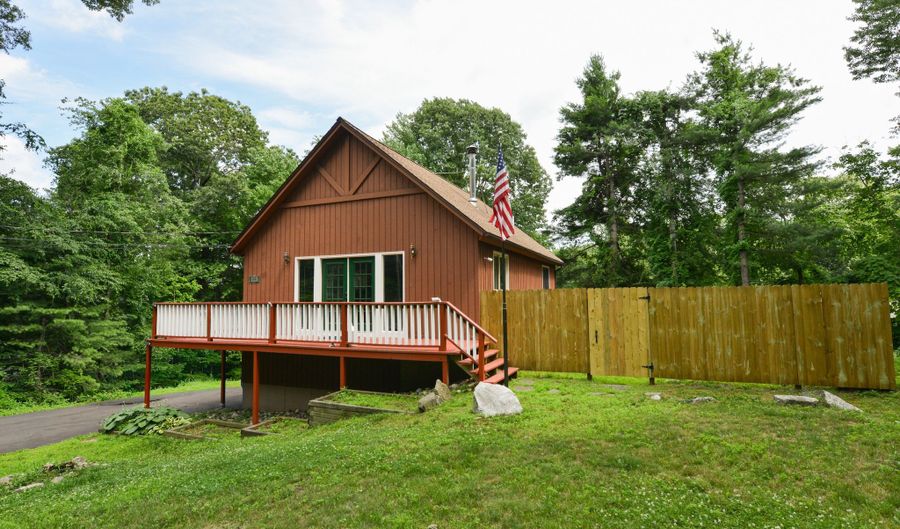123 Wolcott Rd, Bristol, CT 06010 - 3 Beds, 1 Bath