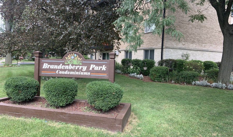 1210 N Dale Ave 2I, Arlington Heights, IL 60004 - 1 Beds, 1 Bath