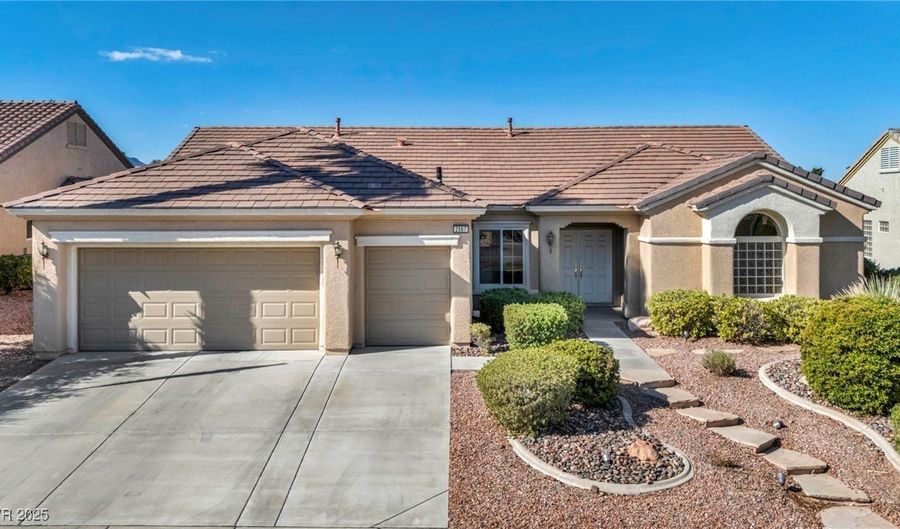 2567 Evening Sky Dr, Henderson, NV 89052 - 3 Beds, 3 Bath