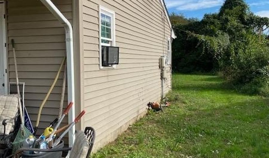 168 N GOVERNORS Blvd, Dover, DE 19901 - 3 Beds, 1 Bath