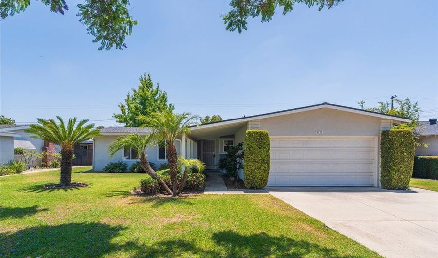 3122 W Teranimar, Anaheim, CA 92804 - 4 Beds, 2 Bath