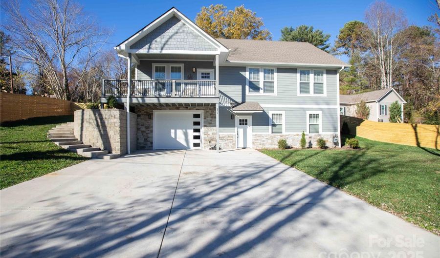 37 S Edgewood Rd, Asheville, NC 28803 - 4 Beds, 3 Bath