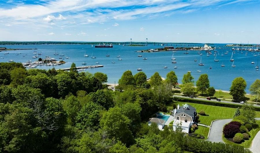1 Harborview Dr, Newport, RI 02840 - 4 Beds, 5 Bath