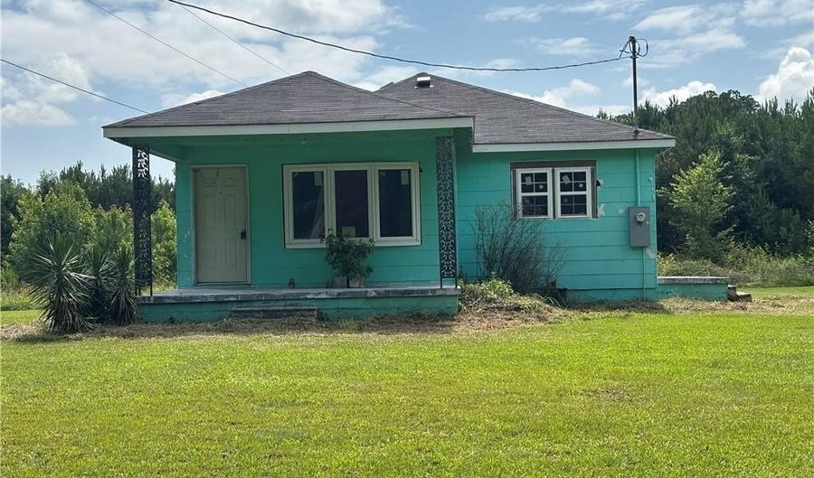 155 Veeler Rd, La Fayette, GA 30728 - 2 Beds, 1 Bath