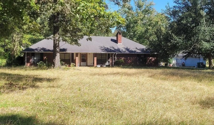 5155 VICTORY Ln, Bastrop, LA 71220 - 3 Beds, 3 Bath