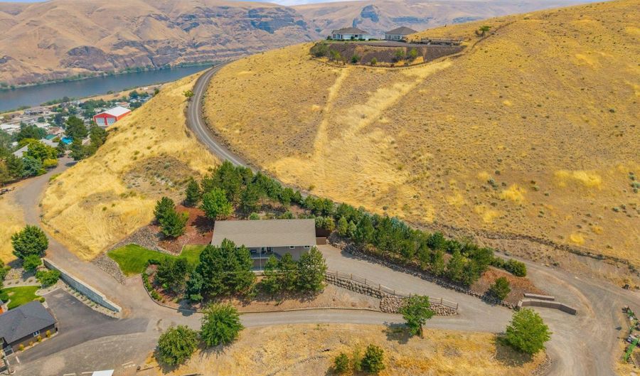 602 Quarry Rd, Asotin, WA 99402 - 3 Beds, 3 Bath