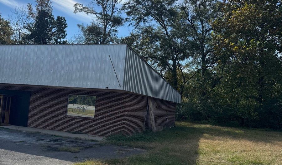 5427 Martha Berry Hwy NE, Armuchee, GA 30105 - 0 Beds, 0 Bath