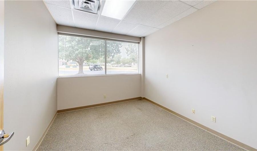 902 McClain Rd 6001, Bentonville, AR 72712 - 0 Beds, 0 Bath