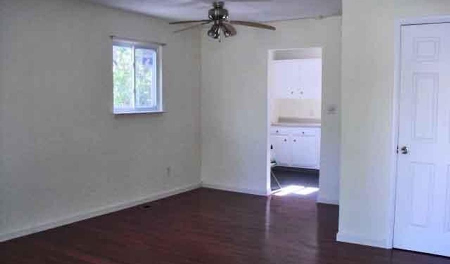 2565 Platt Rd, Ann Arbor, MI 48104 - 3 Beds, 2 Bath