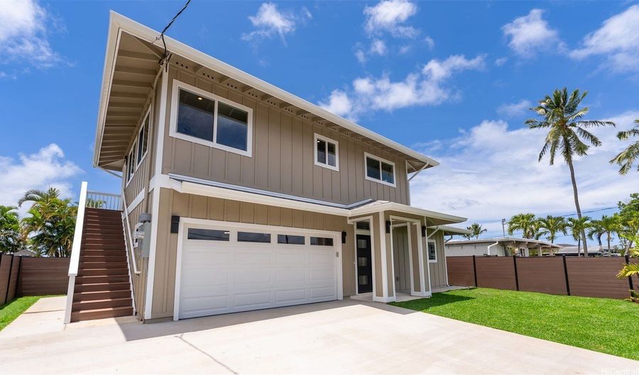 1076 Kahili St, Kailua, HI 96734 - 6 Beds, 4 Bath