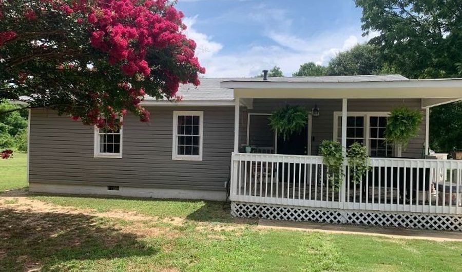 1600 Prospect Rd, Aragon, GA 30104 - 3 Beds, 1 Bath
