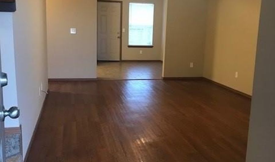 4204 SW Chapelstone Ave 1, Bentonville, AR 72712 - 3 Beds, 2 Bath
