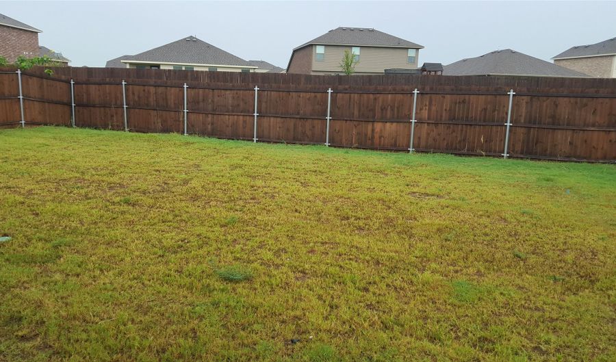 319 Elam Dr, Anna, TX 75409 - 4 Beds, 2 Bath