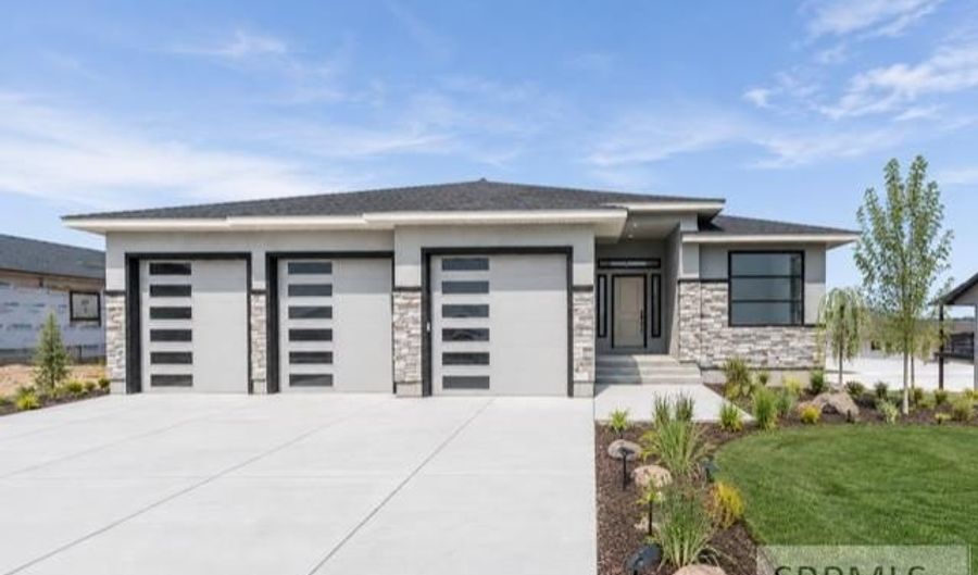 3419 Greenwillow Ln, Ammon, ID 83401 - 5 Beds, 3 Bath