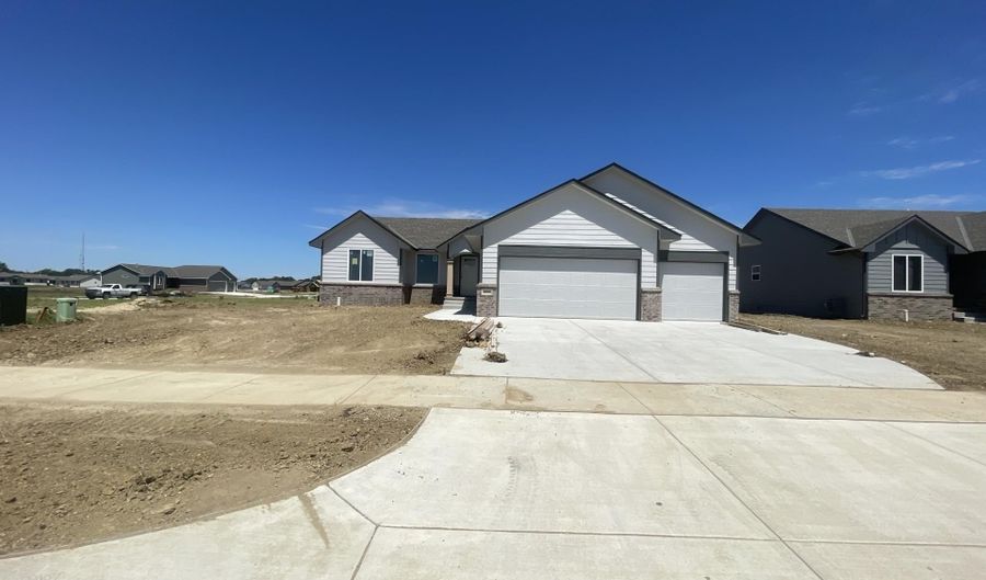 2222 E Chicory St, Andover, KS 67002 - 3 Beds, 2 Bath