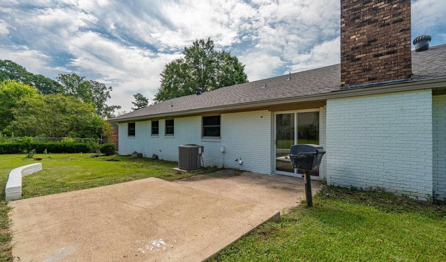 2708 Mockingbird Ln, Arkadelphia, AR 71923 - 3 Beds, 2 Bath
