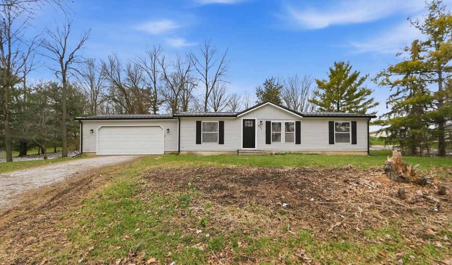 401 S 5th St, Albion, IN 46701 - 3 Beds, 2 Bath