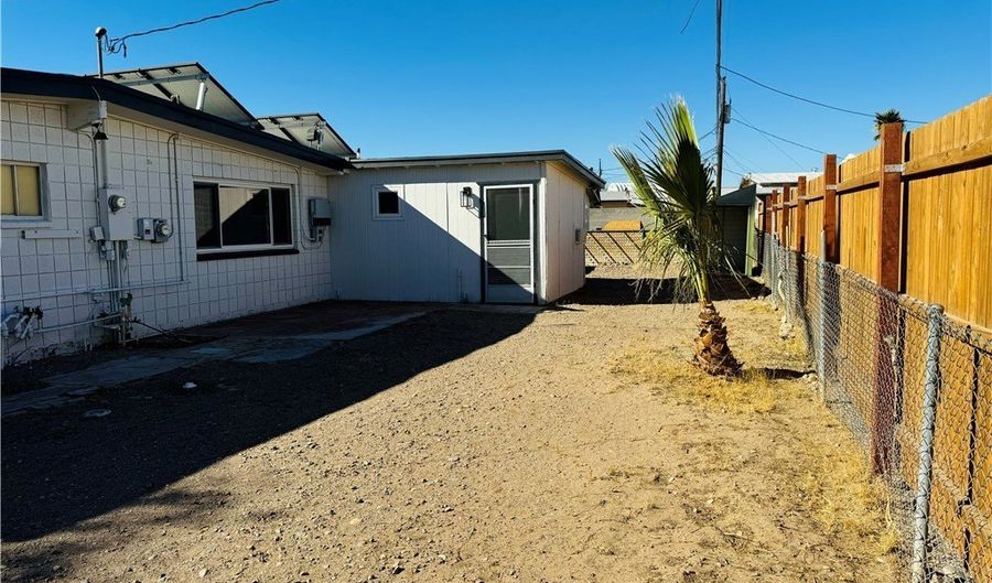 1845 Riviera Blvd, Bullhead City, AZ 86442 - 3 Beds, 2 Bath