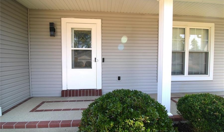 912 Oakwood Farms Ln, Ballwin, MO 63021 - 3 Beds, 3 Bath