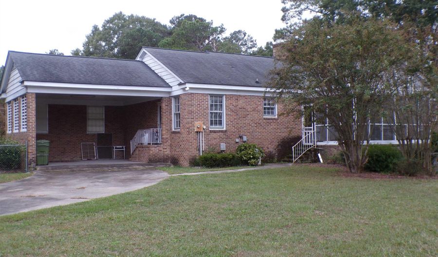 302 Baskin Ave, Bishopville, SC 29010 - 4 Beds, 2 Bath