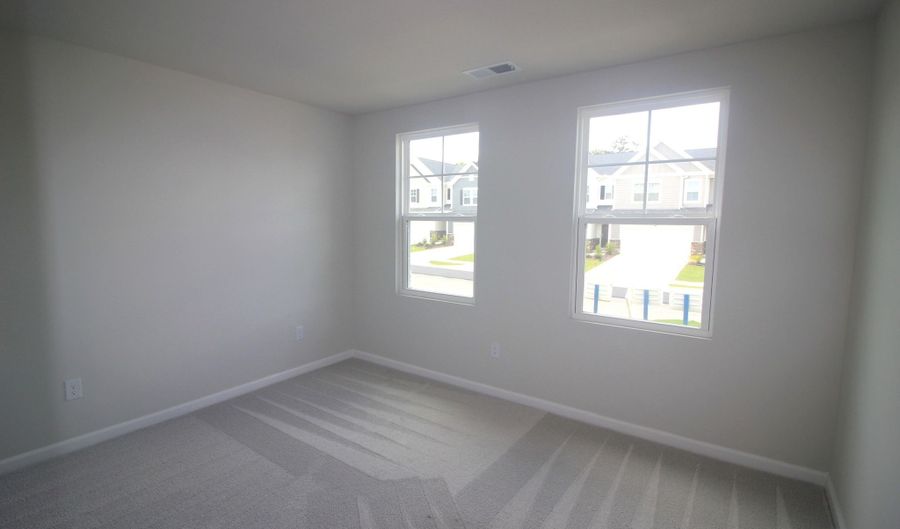 1753 Barrett Run Trl, Apex, NC 27502 - 3 Beds, 4 Bath