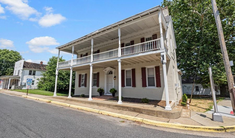 4 N GREENWICH St, Alloway, NJ 08001 - 4 Beds, 1 Bath