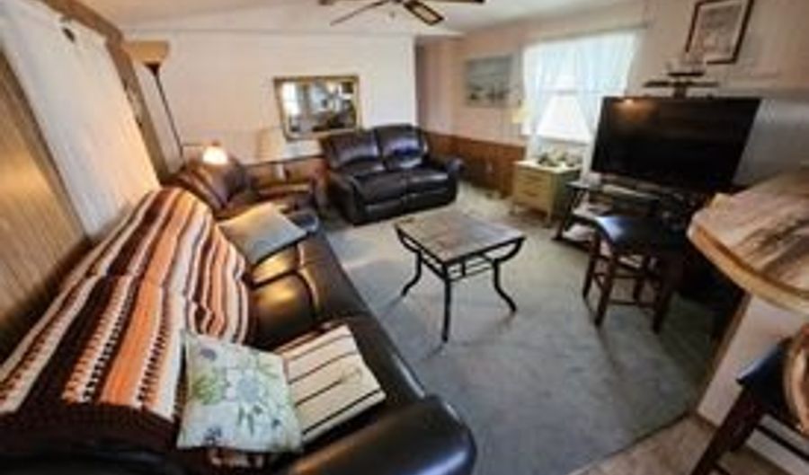 37047 Derek Dr, Avon Park, FL 33825 - 2 Beds, 2 Bath