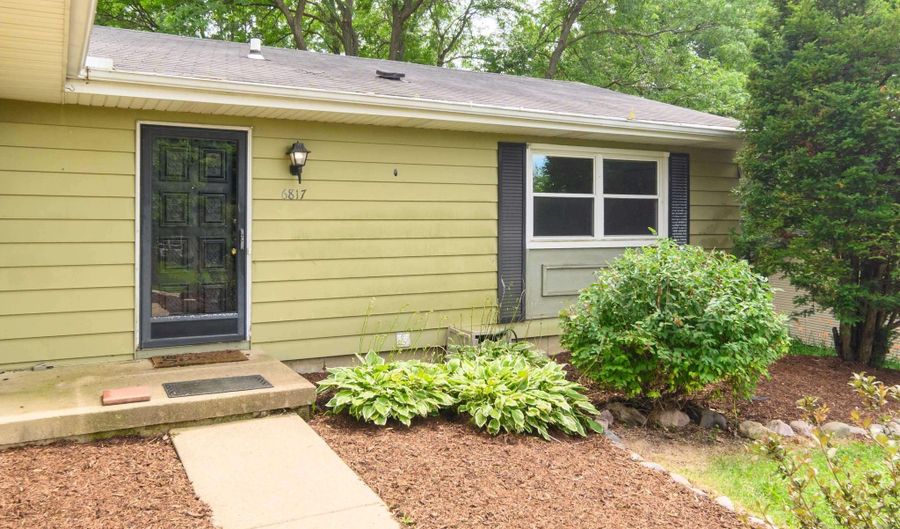 6817 Putnam Rd, Madison, WI 53711 - 3 Beds, 2 Bath