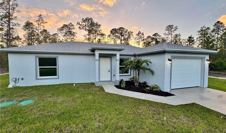 2305 Grant Ave, Alva, FL 33920 - 3 Beds, 2 Bath