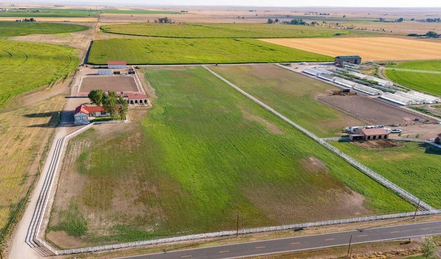 20509 County Road 88, Ault, CO 80610 - 4 Beds, 3 Bath