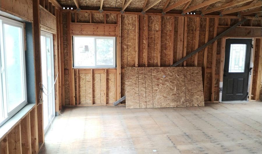 48070 Partin Dr, Beatty, OR 97621 - 2 Beds, 1 Bath