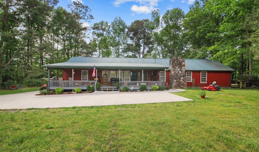 1323 County Road 49, Section, AL 35771 - 3 Beds, 2 Bath