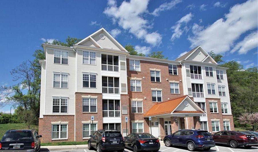 301 TIREE Ct 303, Abingdon, MD 21009 - 2 Beds, 2 Bath