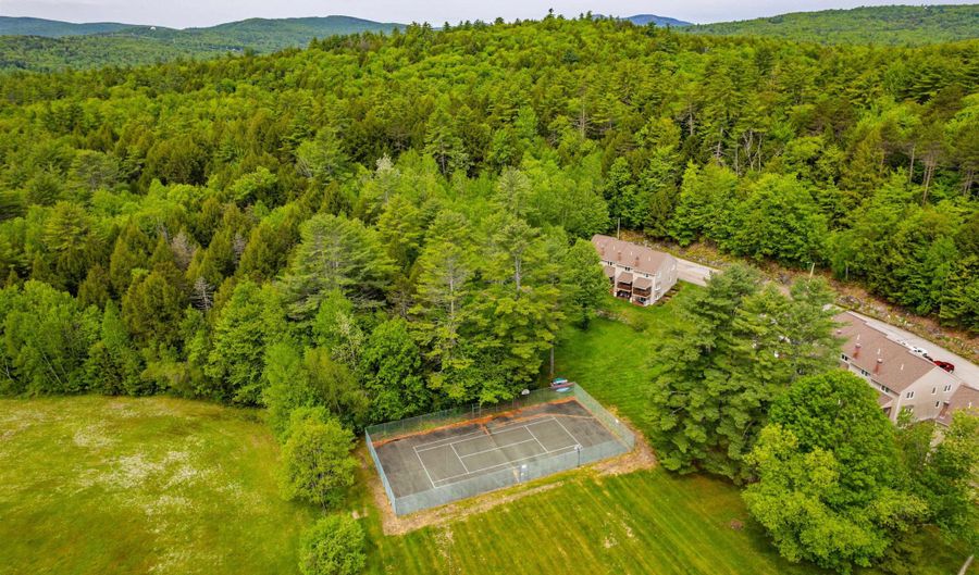 21 Village W Dr 15, Alexandria, NH 03222 - 2 Beds, 3 Bath