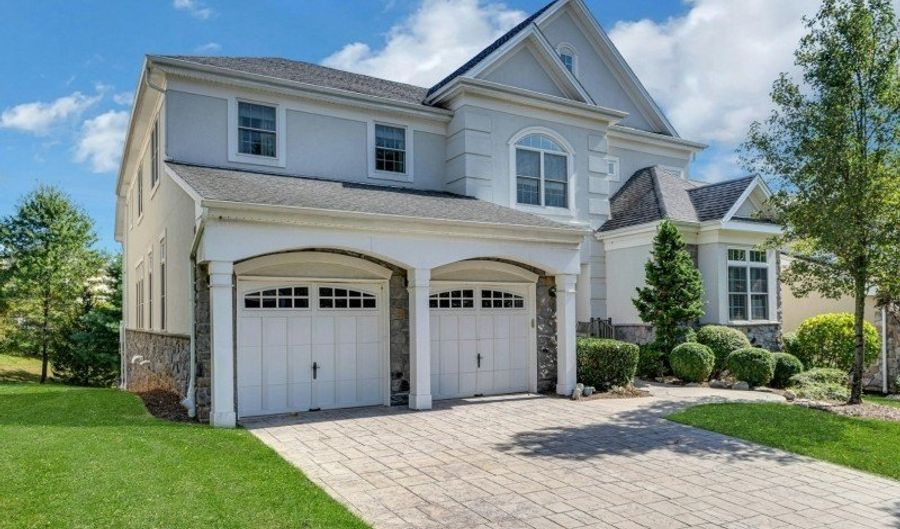 18 AVON Rd, Warren, NJ 07059 - 4 Beds, 5 Bath