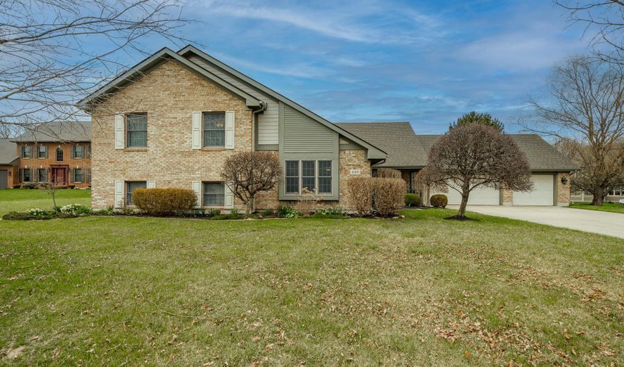 649 Primrose Ln, Tipp City, OH 45371 - 4 Beds, 4 Bath