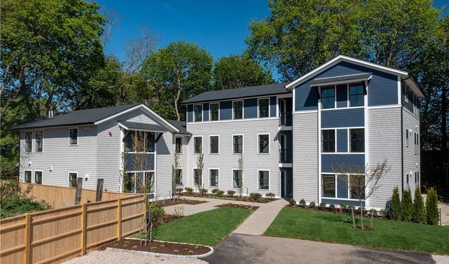 32 Exchange St 101, East Greenwich, RI 02818 - 1 Beds, 1 Bath