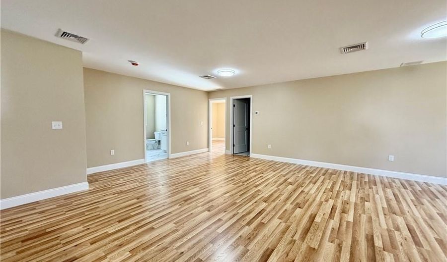 280 Morgan Ave, Johnston, RI 02919 - 2 Beds, 1 Bath
