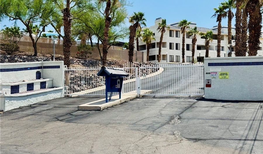 2022 Merrill Ln 9A, Bullhead City, AZ 86442 - 3 Beds, 2 Bath