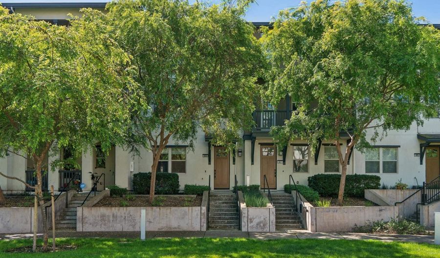 489 Diller St, Alameda, CA 94501 - 3 Beds, 4 Bath